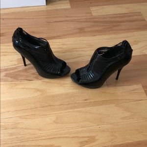 Carlos Santana Shoes - Carlos Santana Heels Carlos Santana Shoes - Carlos Santana Heels